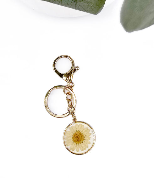 Pressed flower keychain